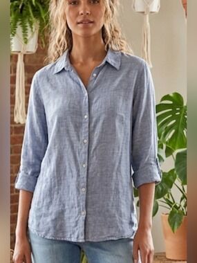 Sigrid Olsen Light Blue Linen Button Down Shirt Medium Casual Coastal Classic